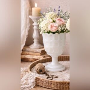 E.O.Brody Vintage‎ White Milk Glass Thumb Print Pattern Vase Planter Bowl Dish